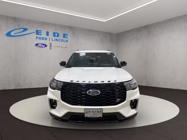 2026 Star White Metallic Tri-Coat Ford Explorer ST 4X4 SUV