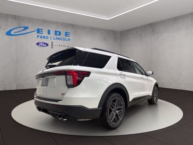 2026 Star White Metallic Tri-Coat Ford Explorer ST 4X4 SUV