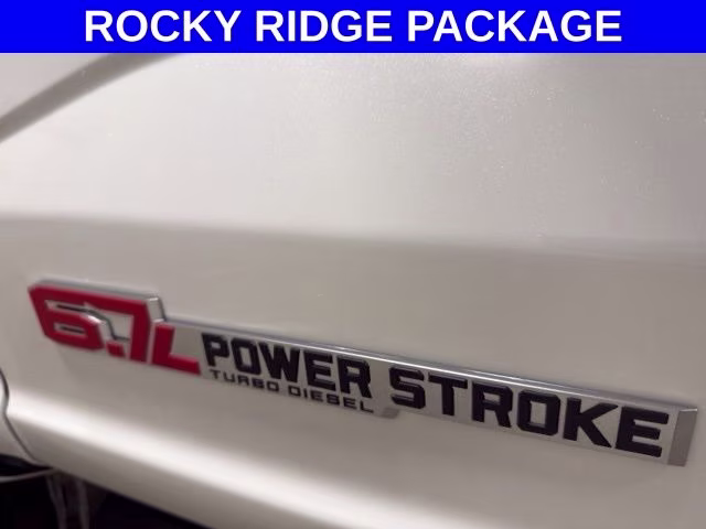 2026 Oxford White Ford Super Duty F-250 SRW Lariat ROCKY RIDGE 4X4 Truck
