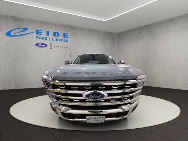 2026 Glacier Gray Met Tri-Coat Ford Super Duty F-250 SRW Lariat Chrome 4X4 Truck