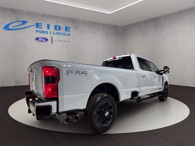 2026 Avalanche Ford Super Duty F-350 SRW Lariat Black Appearance 4X4 Truck