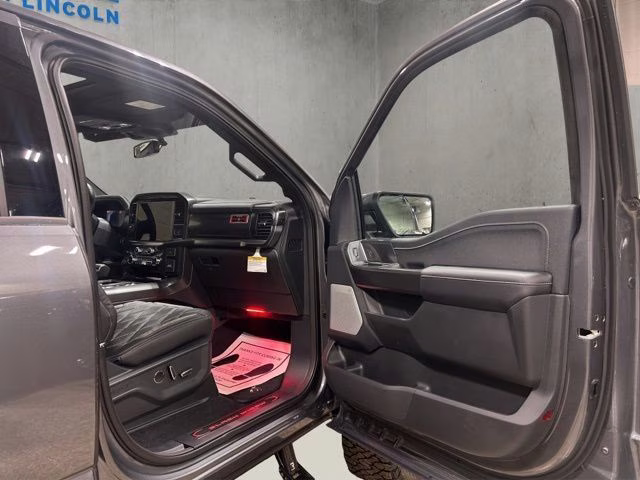 2026 Carbonized Gray Metallic Ford F-150 Lariat BLACK WIDOW 4X4 Truck