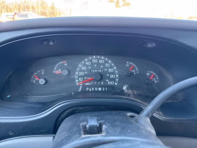 2001 Oxford White Clearcoat Ford E-350SD XLT RWD Van