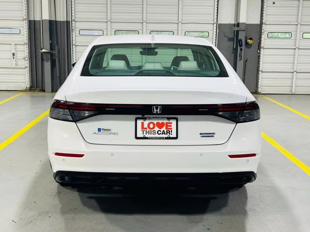 2026 Platinum White Pearl Honda Accord Hybrid Touring FWD Sedan