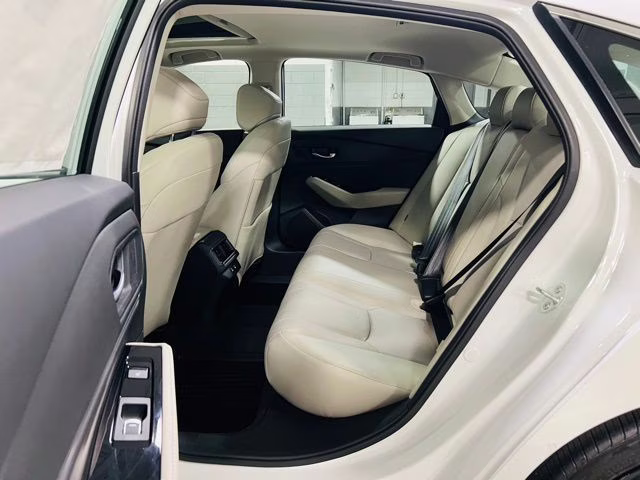 2026 Platinum White Pearl Honda Accord Hybrid Touring FWD Sedan
