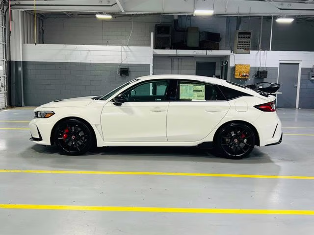 2026 Championship White Honda Civic Type R FWD Hatchback