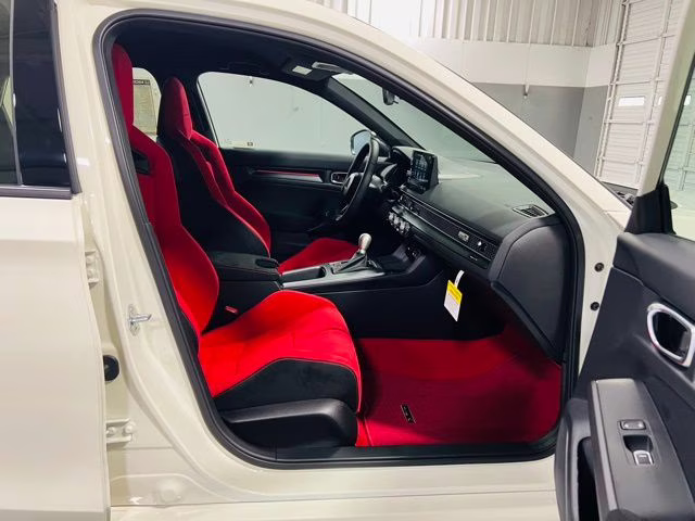 2026 Championship White Honda Civic Type R FWD Hatchback