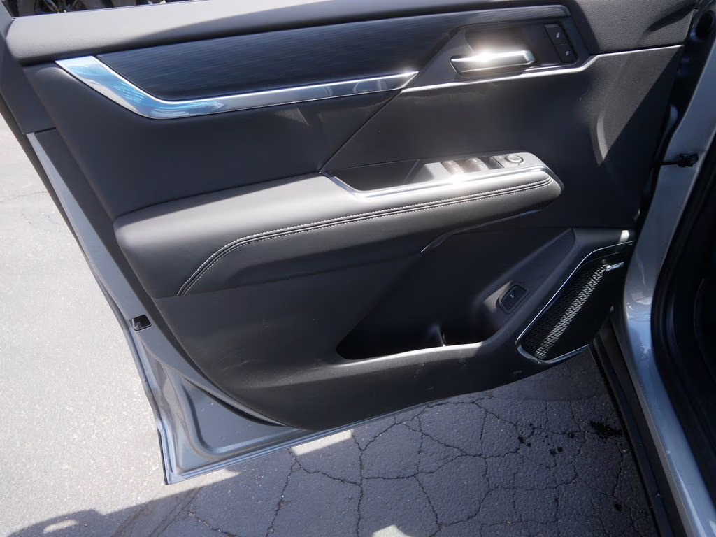 2026 Sterling Metallic GMC Acadia Elevation AWD SUV