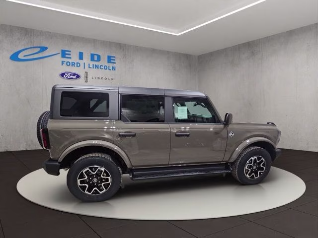 2026 Marsh Gray Ford Bronco Outer Banks 4X4 SUV