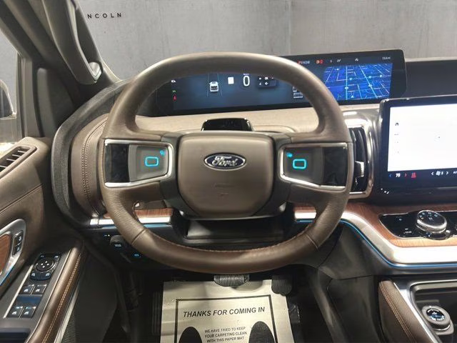 2026 Star White Metallic Tri-Coat Ford Expedition Max King Ranch 4X4 SUV