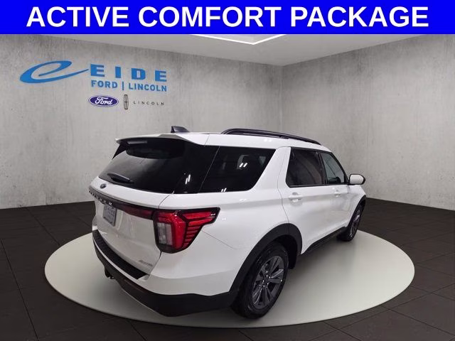 2026 Star White Metallic Tri-Coat Ford Explorer Active 4X4 SUV