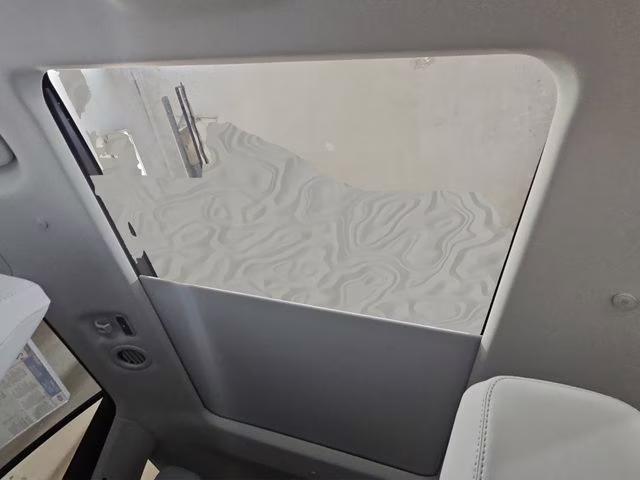 2026 Star White Metallic Tri-Coat Ford Explorer Platinum 4X4 SUV