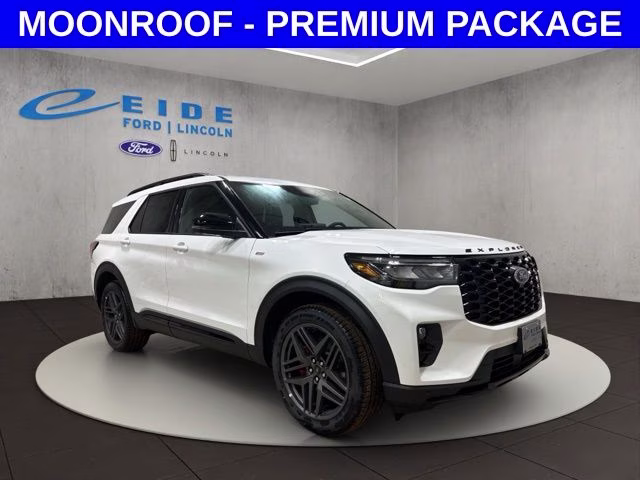 2026 Star White Metallic Tri-Coat Ford Explorer ST-Line 4X4 SUV