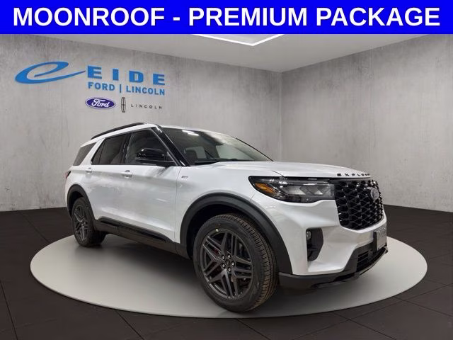 2026 Space White Metallic Ford Explorer ST-Line 4X4 SUV