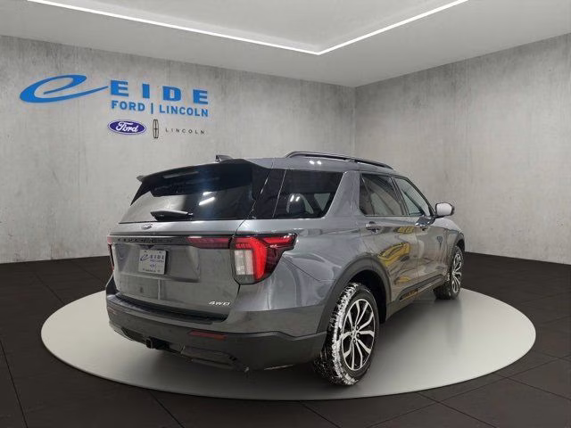 2026 Carbonized Gray Metallic Ford Explorer ST-Line 4X4 SUV
