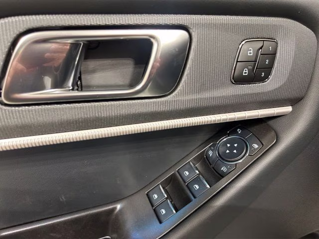 2026 Star White Metallic Tri-Coat Ford Explorer ST 4X4 SUV