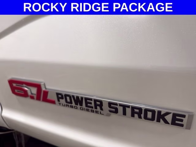 2026 Oxford White Ford Super Duty F-250 SRW Lariat ROCKY RIDGE 4X4 Truck