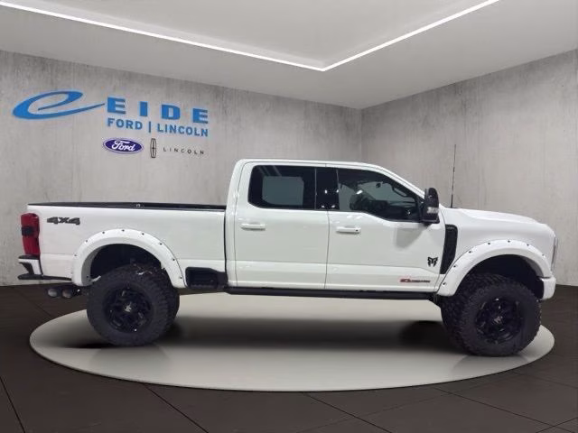 2026 Oxford White Ford Super Duty F-250 SRW Lariat ROCKY RIDGE 4X4 Truck