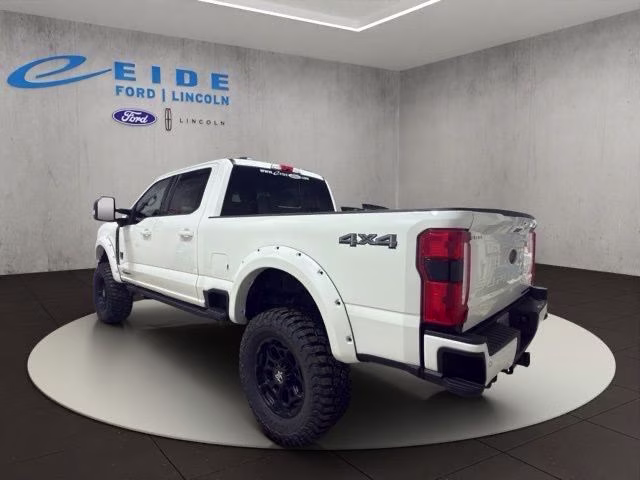 2026 Oxford White Ford Super Duty F-250 SRW Lariat ROCKY RIDGE 4X4 Truck