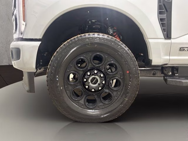 2026 Avalanche Ford Super Duty F-350 SRW Lariat Black Appearance 4X4 Truck