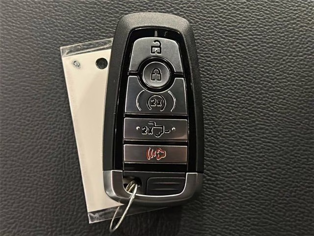 2026 Agate Black Metallic Ford F-150 XLT Black Appearance 4X4 Truck