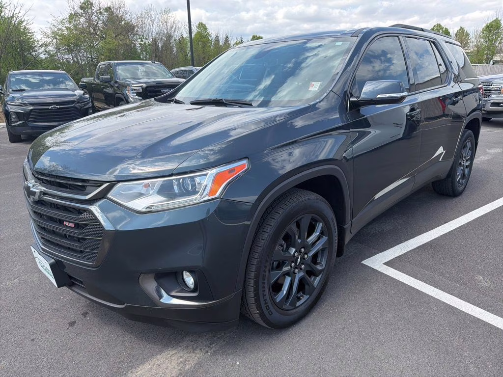 2019 Graphite Metallic Chevrolet Traverse RS AWD SUV