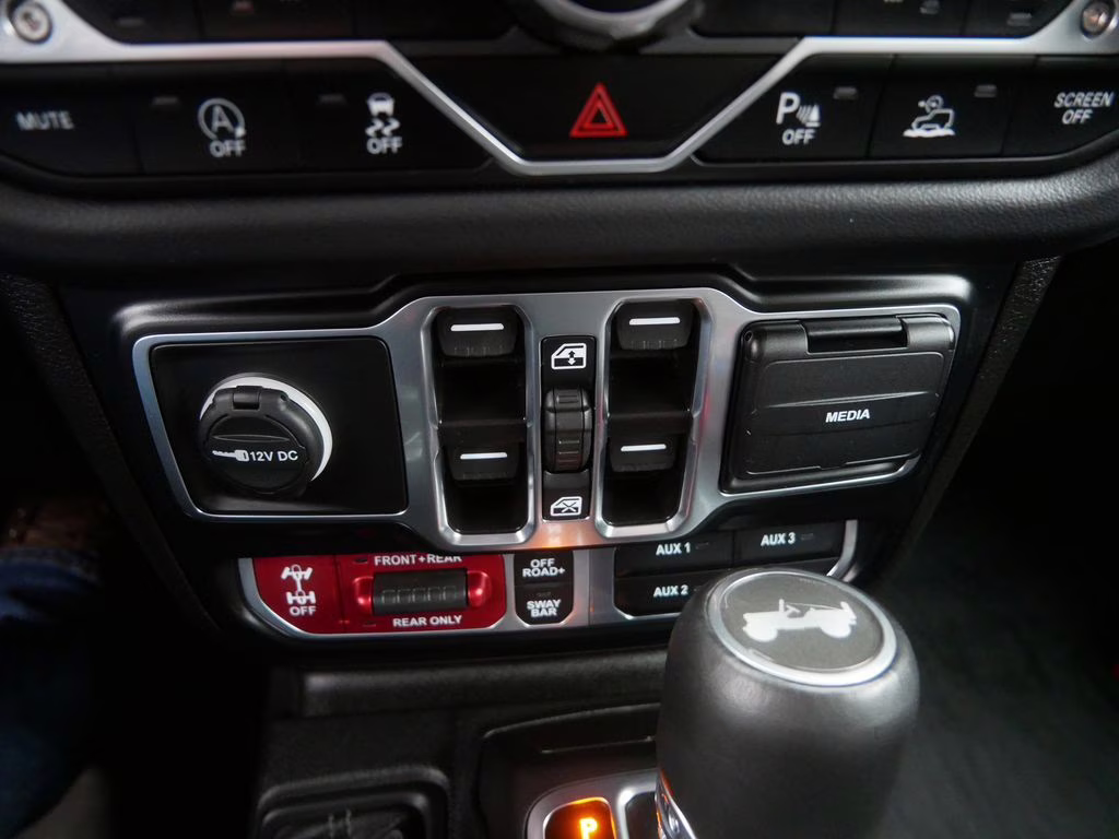2024 Black Clearcoat Jeep Wrangler Rubicon X 4X4 SUV