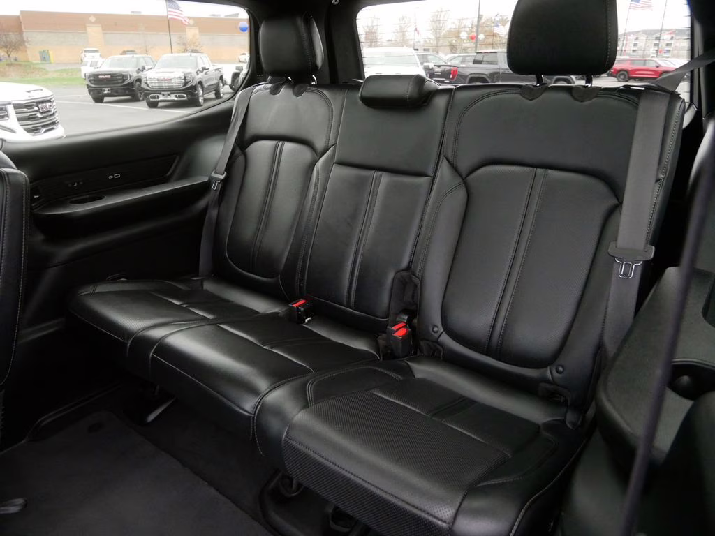 2022 Diamond Black Crystal Pearlcoat Jeep Wagoneer Series III 4X4 SUV