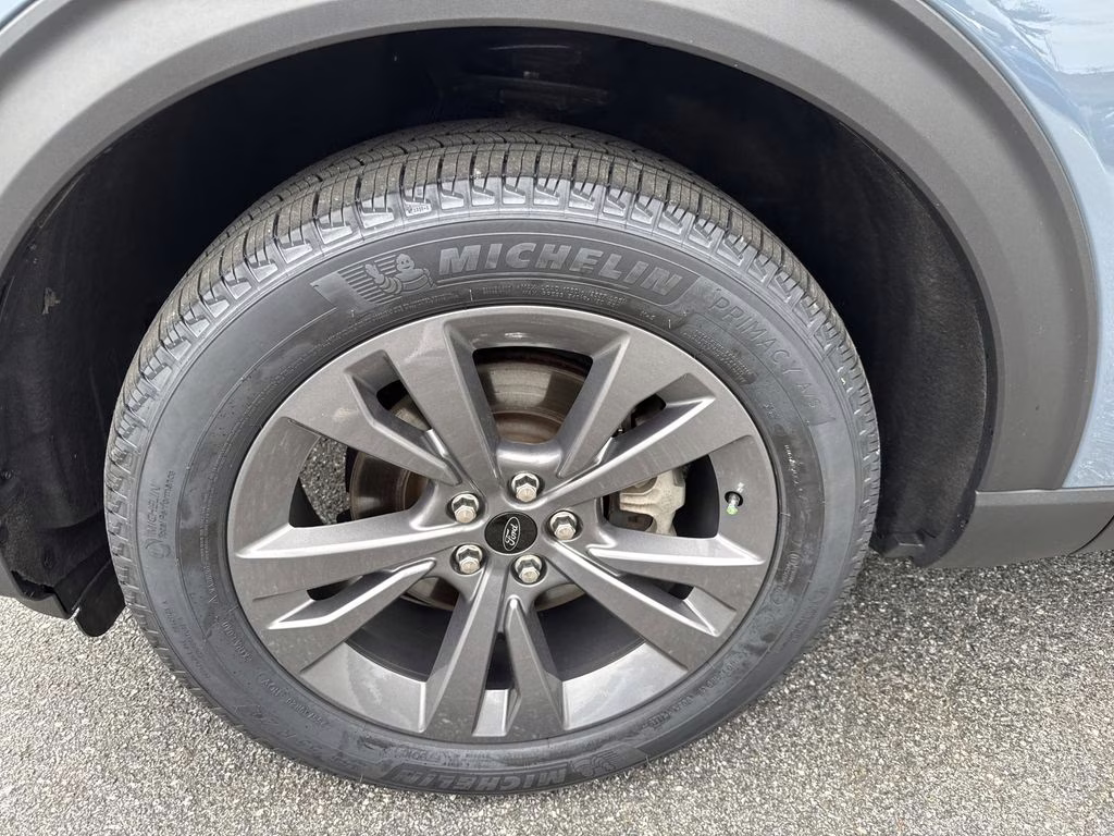 2025 Vapor Blue Metallic Ford Explorer Active 4X4 SUV