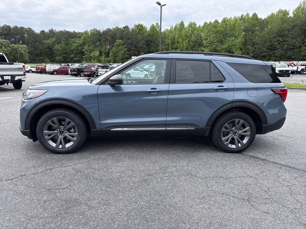 2025 Vapor Blue Metallic Ford Explorer Active 4X4 SUV