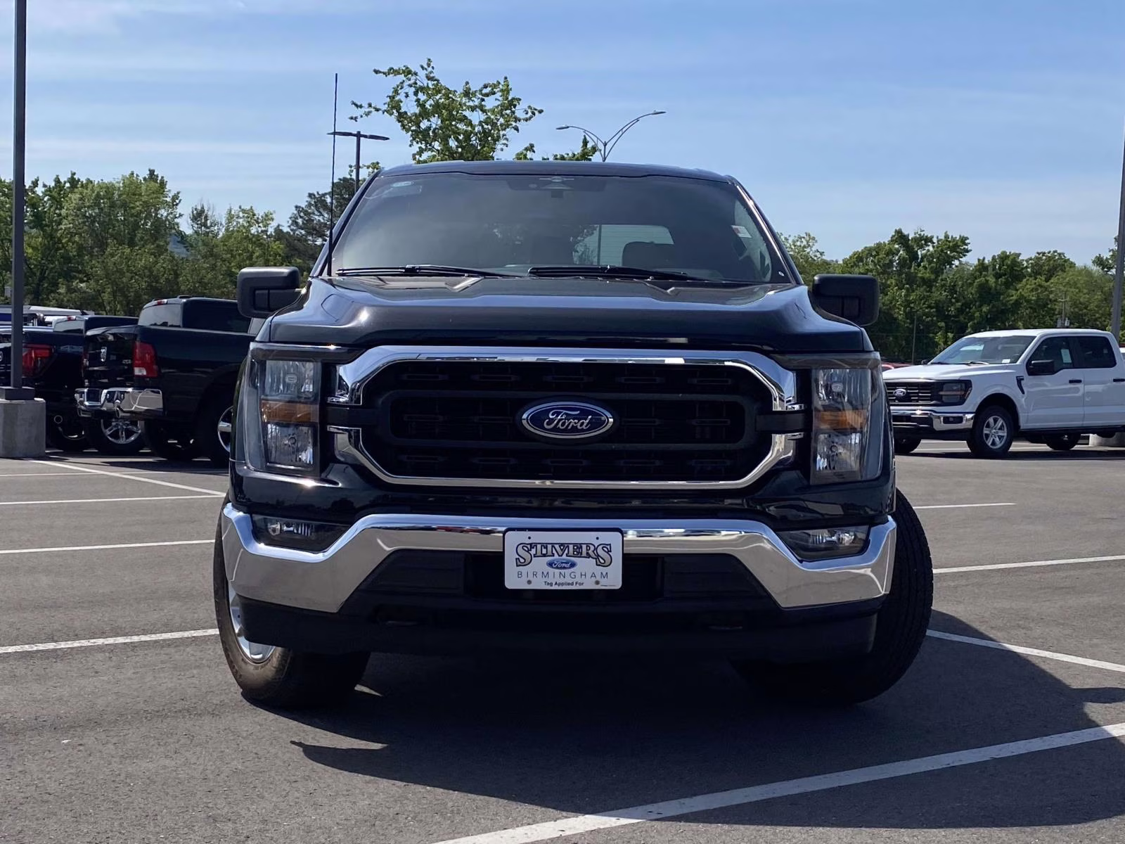 2023 Agate Black Metallic Ford F-150 XLT 4X4 Truck