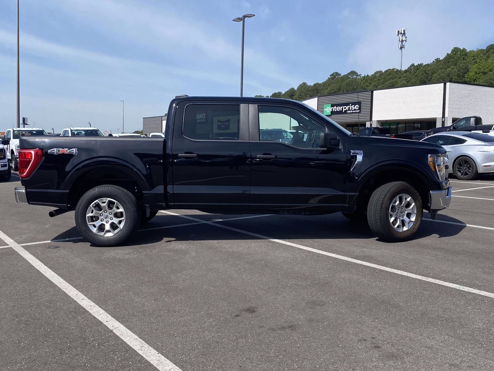 2023 Agate Black Metallic Ford F-150 XLT 4X4 Truck