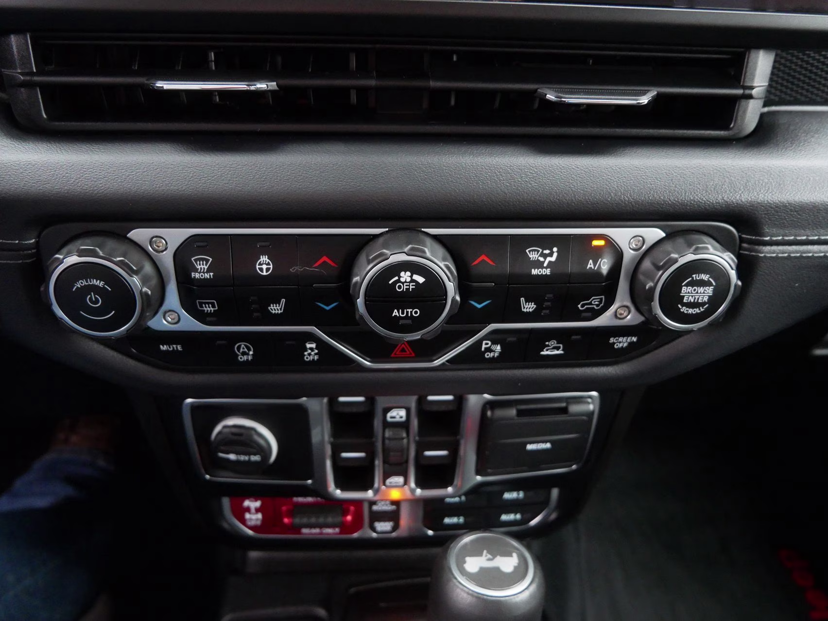 2024 Black Clearcoat Jeep Wrangler Rubicon X 4X4 SUV