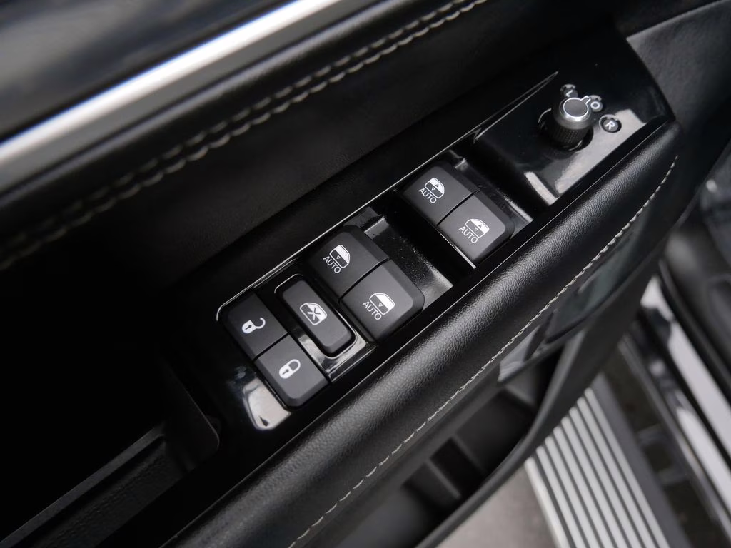 2022 Diamond Black Crystal Pearlcoat Jeep Wagoneer Series III 4X4 SUV