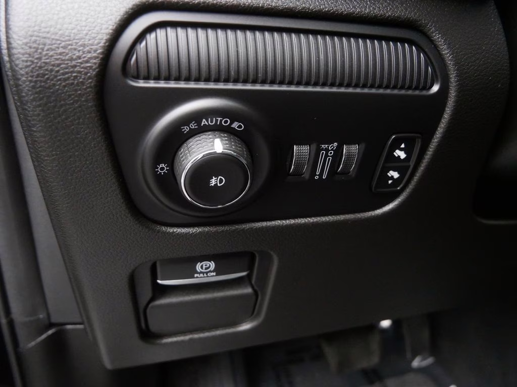 2022 Diamond Black Crystal Pearlcoat Jeep Wagoneer Series III 4X4 SUV