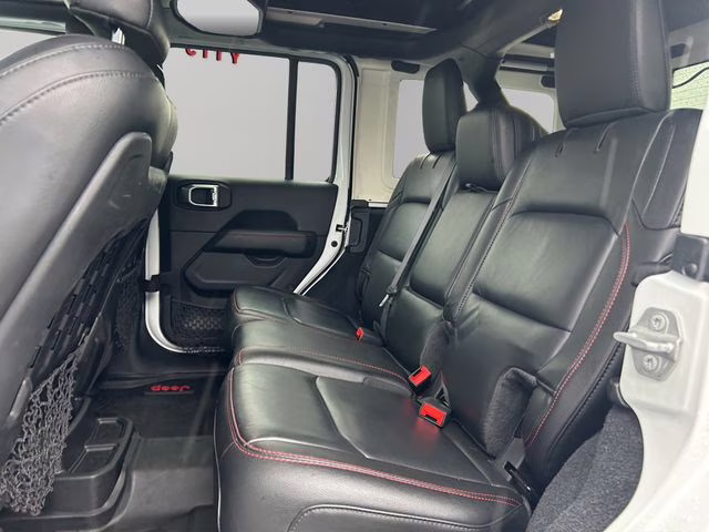 2021 Bright White Clearcoat Jeep Wrangler Unlimited Rubicon 4X4 SUV