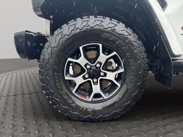 2021 Bright White Clearcoat Jeep Wrangler Unlimited Rubicon 4X4 SUV