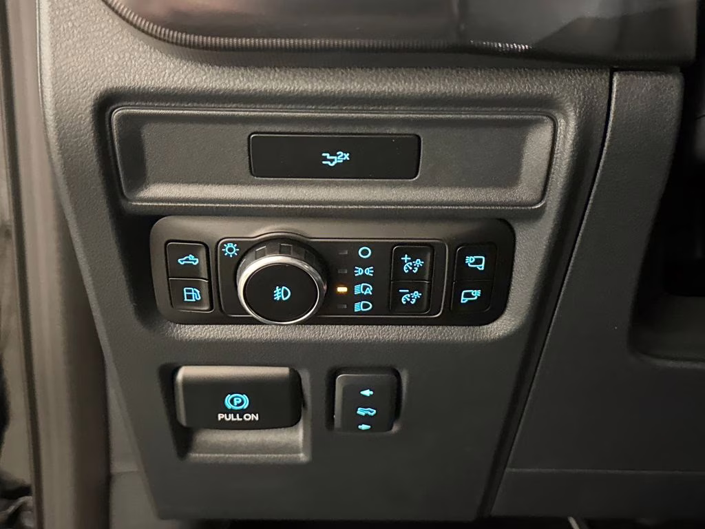 2026 Agate Black Metallic Ford F-150 Lariat 4X4 Truck