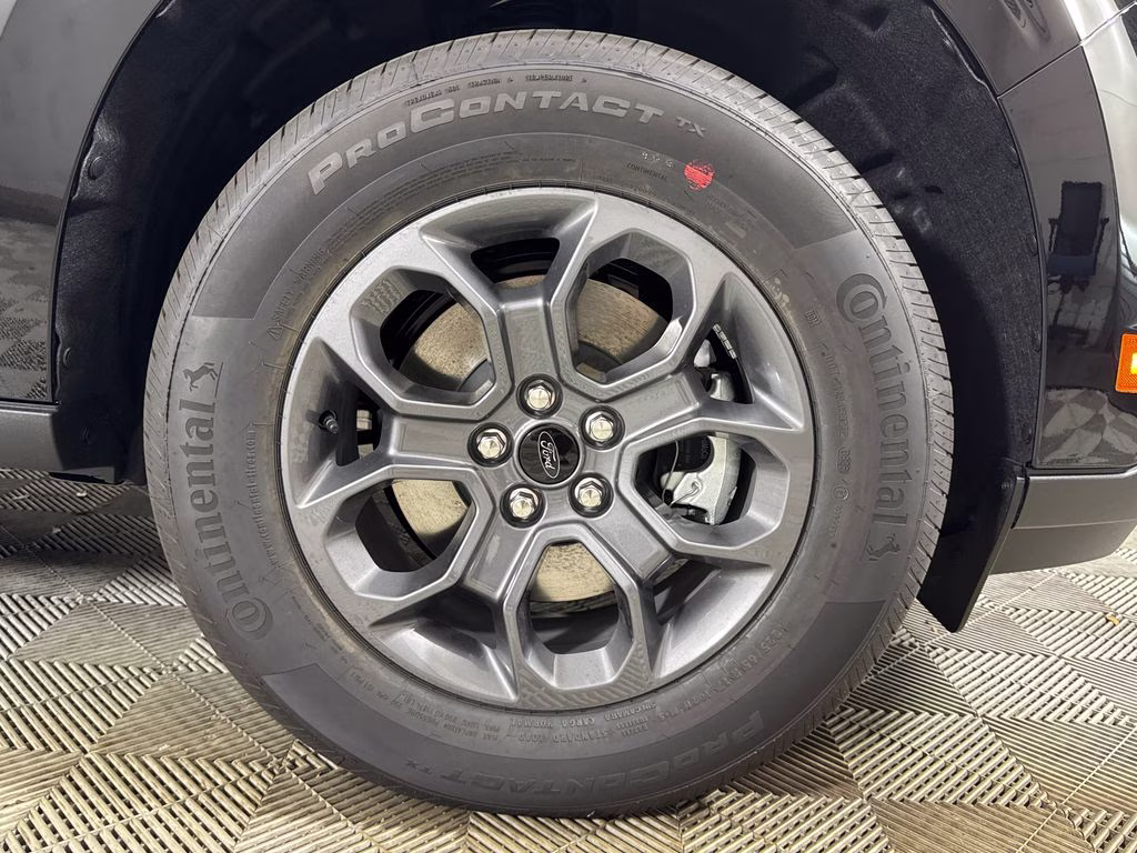 2026 Shadow Black Ford Maverick XLT FWD Truck
