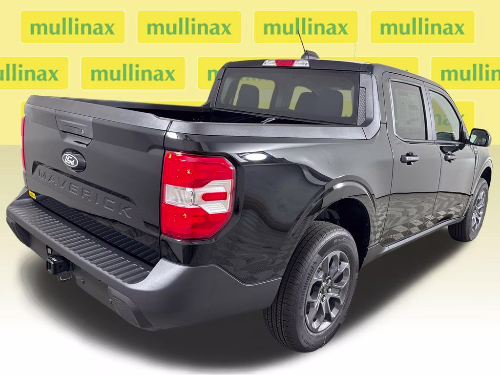 2026 Shadow Black Ford Maverick XLT FWD Truck