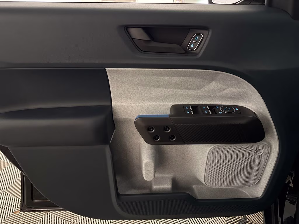 2026 Shadow Black Ford Maverick XLT FWD Truck