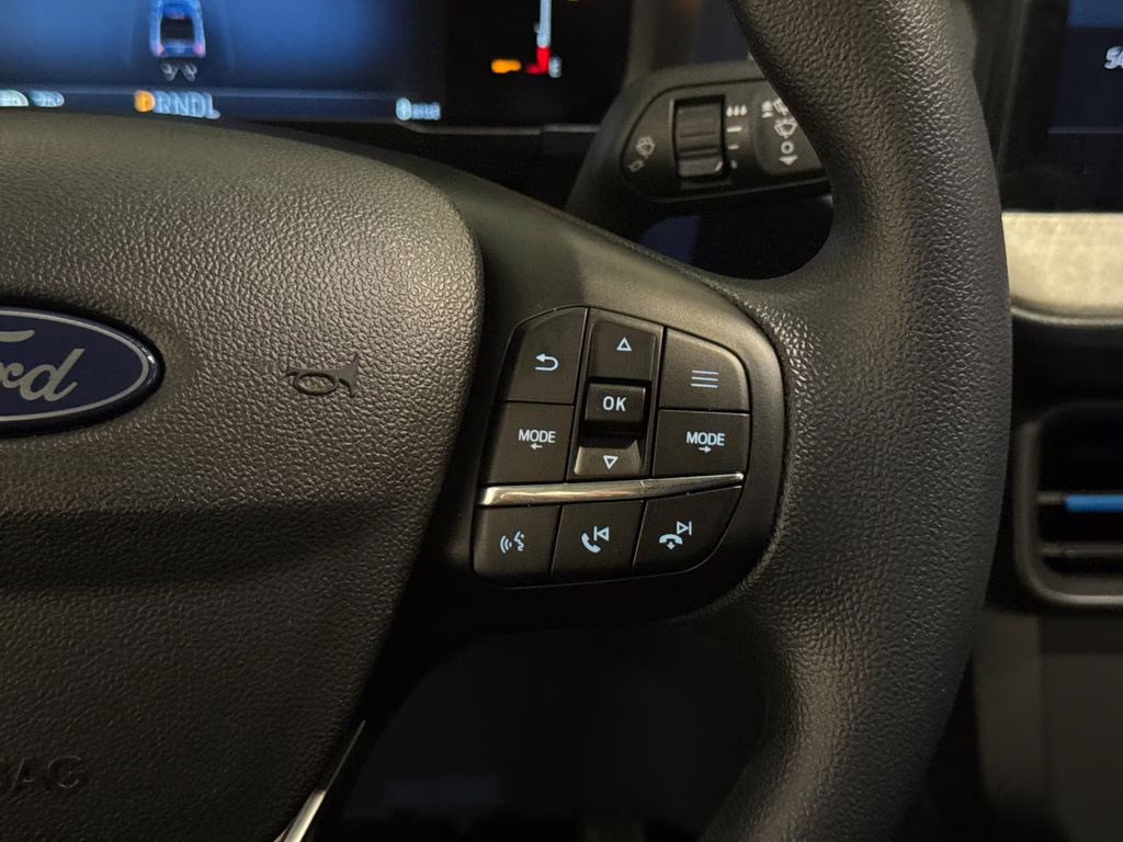 2026 Shadow Black Ford Maverick XLT FWD Truck