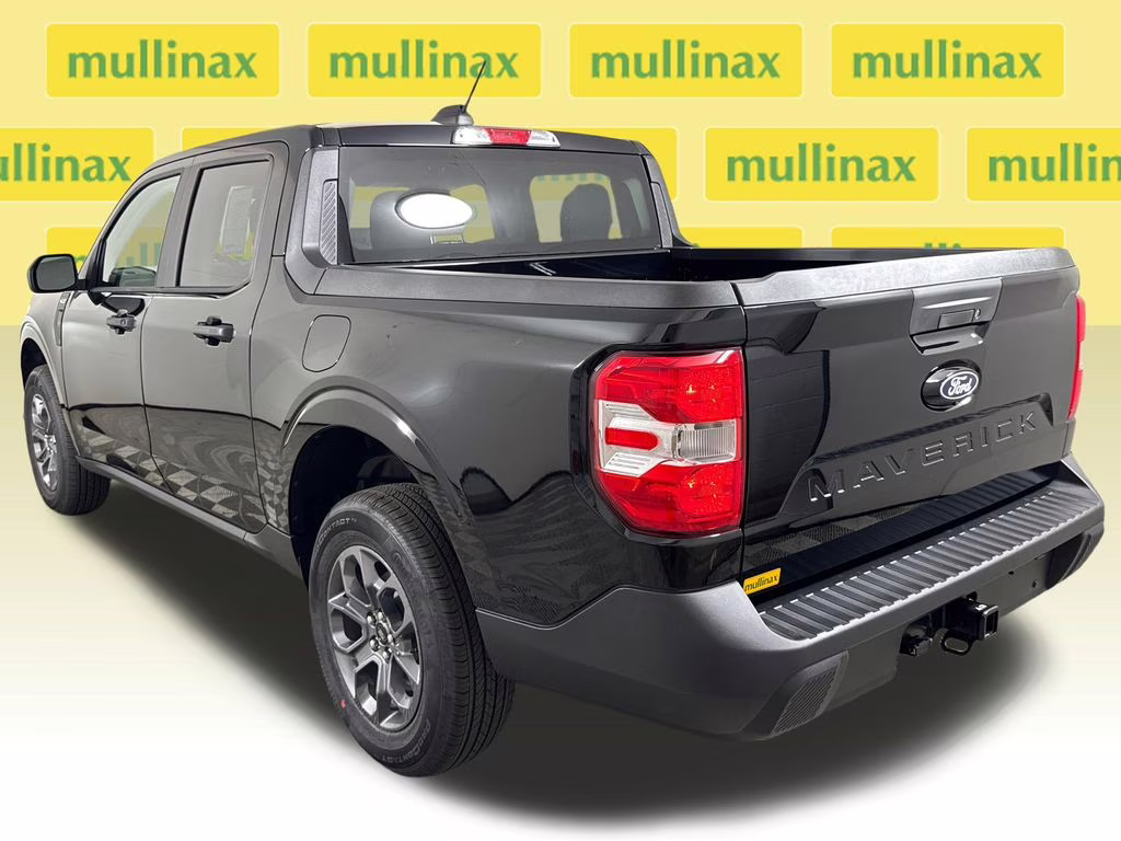 2026 Shadow Black Ford Maverick XLT FWD Truck