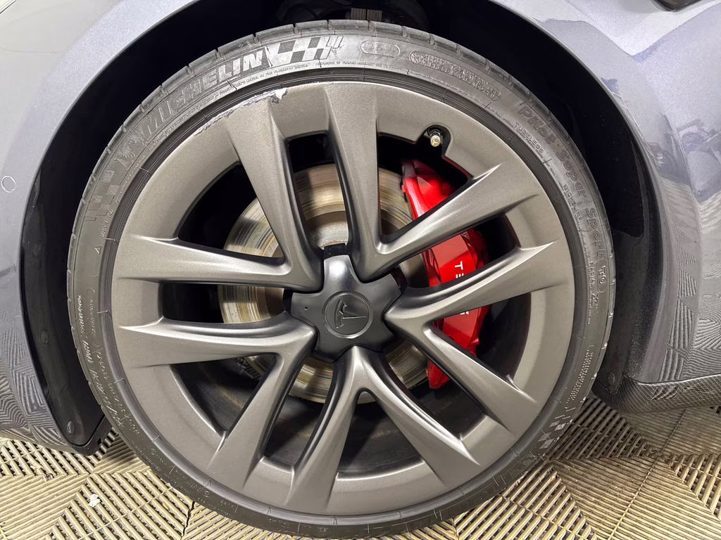 2022 Midnight Silver Metallic Tesla Model S Plaid AWD Hatchback