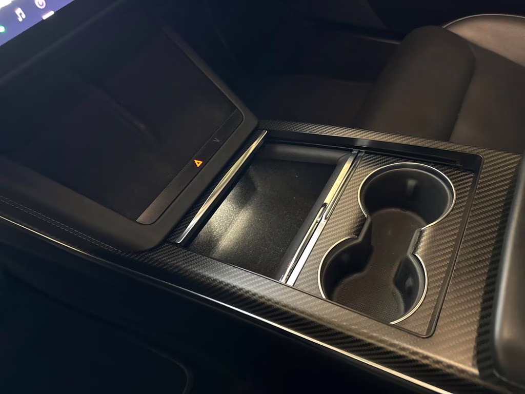 2022 Midnight Silver Metallic Tesla Model S Plaid AWD Hatchback