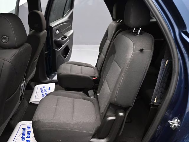 2023 Northsky Blue Metallic Chevrolet Traverse LT AWD SUV