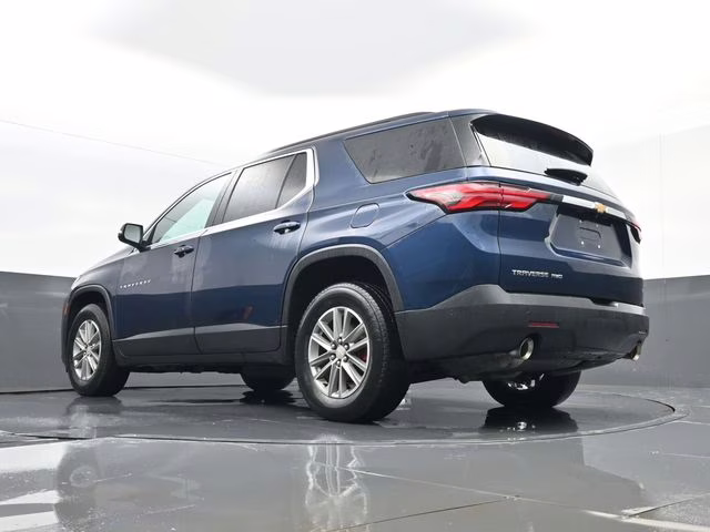 2023 Northsky Blue Metallic Chevrolet Traverse LT AWD SUV