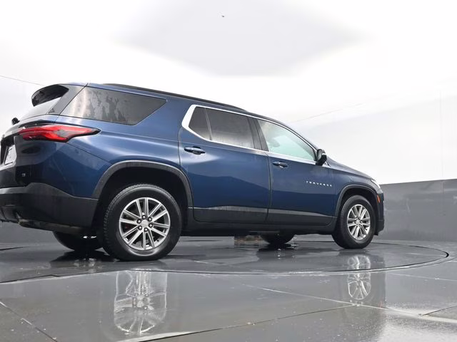 2023 Northsky Blue Metallic Chevrolet Traverse LT AWD SUV