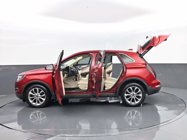 2017 Ruby Red Metallic Lincoln MKC Premiere AWD SUV
