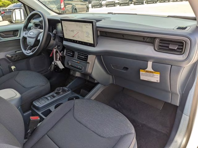 2026 Oxford White Ford Maverick XL FWD Truck